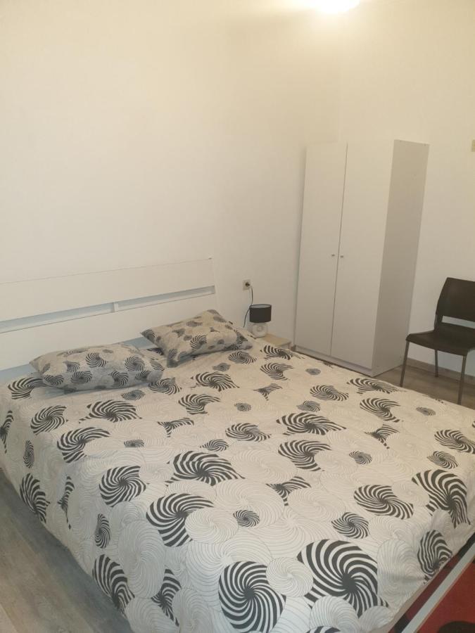 Magnifique Pour 4 Personnes Completement Reno