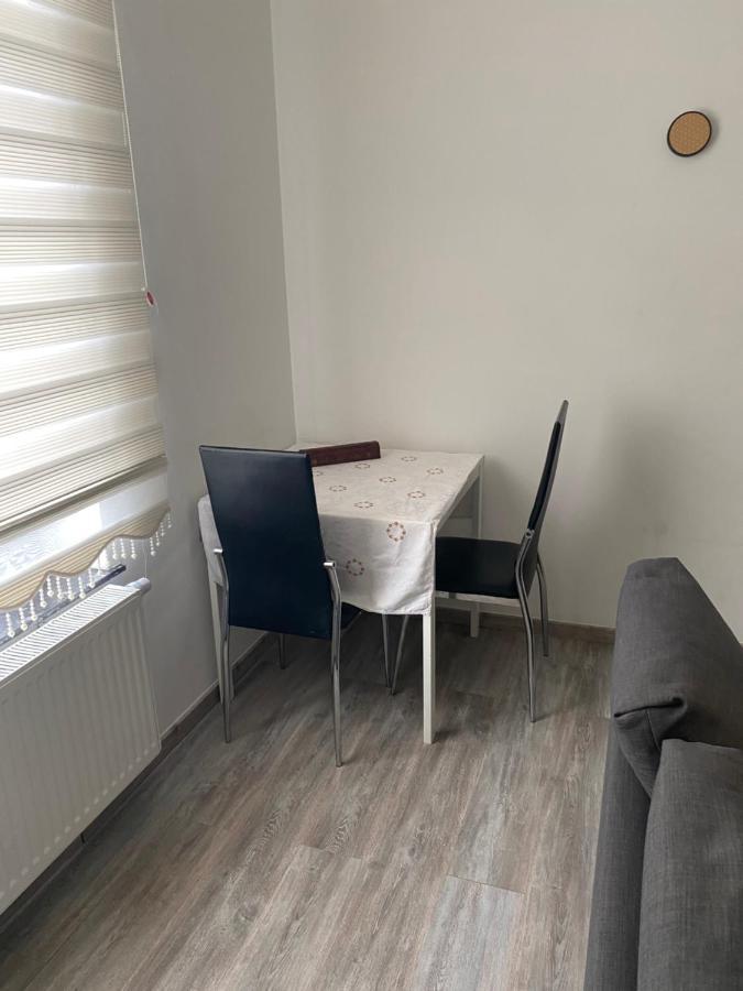 Magnifique Pour 4 Personnes Completement Reno Apartment Charleroi