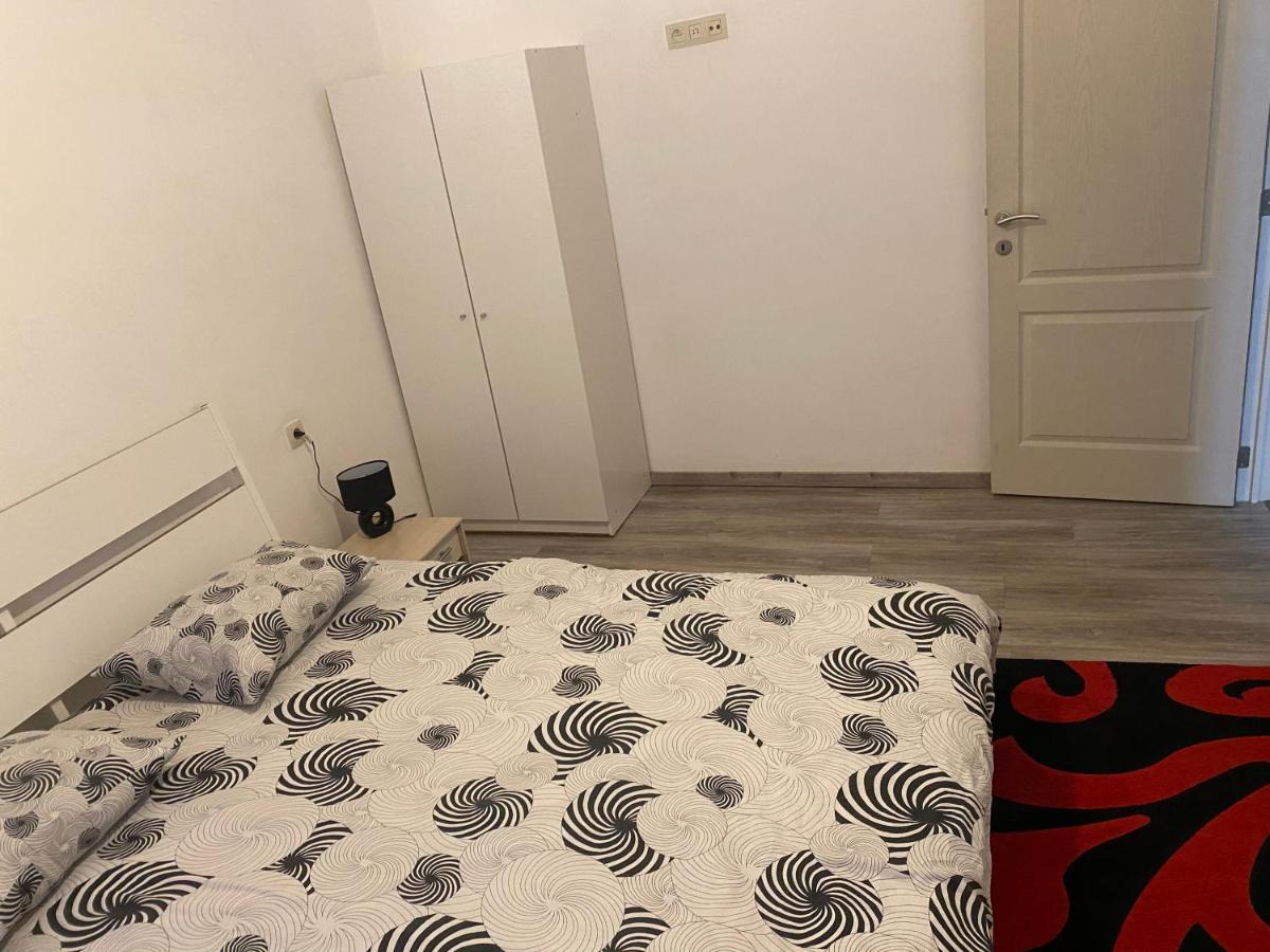 Magnifique Pour 4 Personnes Completement Reno *