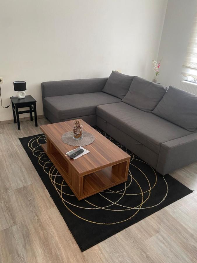 Magnifique Pour 4 Personnes Completement Reno *